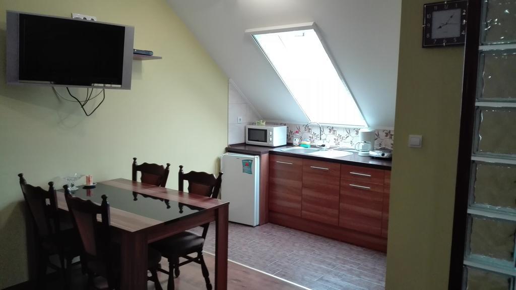 Csipkehaz Apartman Cserkeszőlő Eksteriør bilde